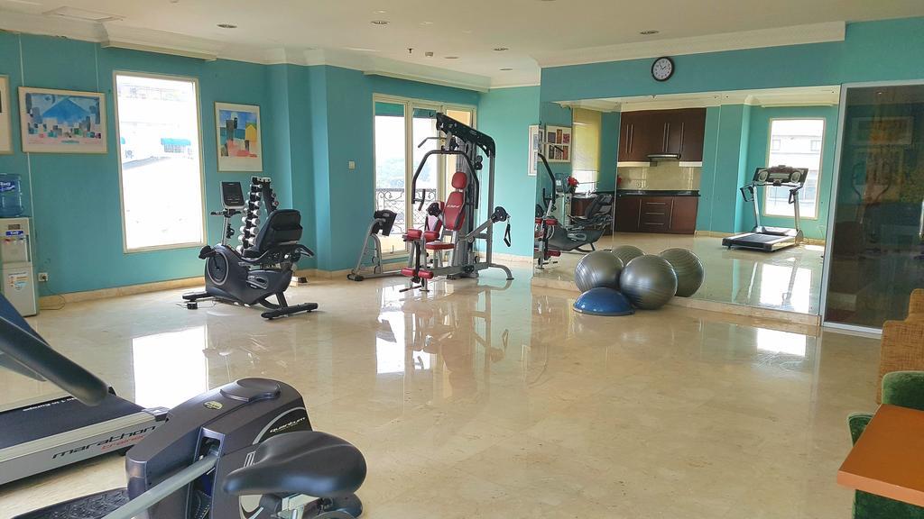 Roosseno Plaza Serviced Apartment Джакарта Екстер'єр фото